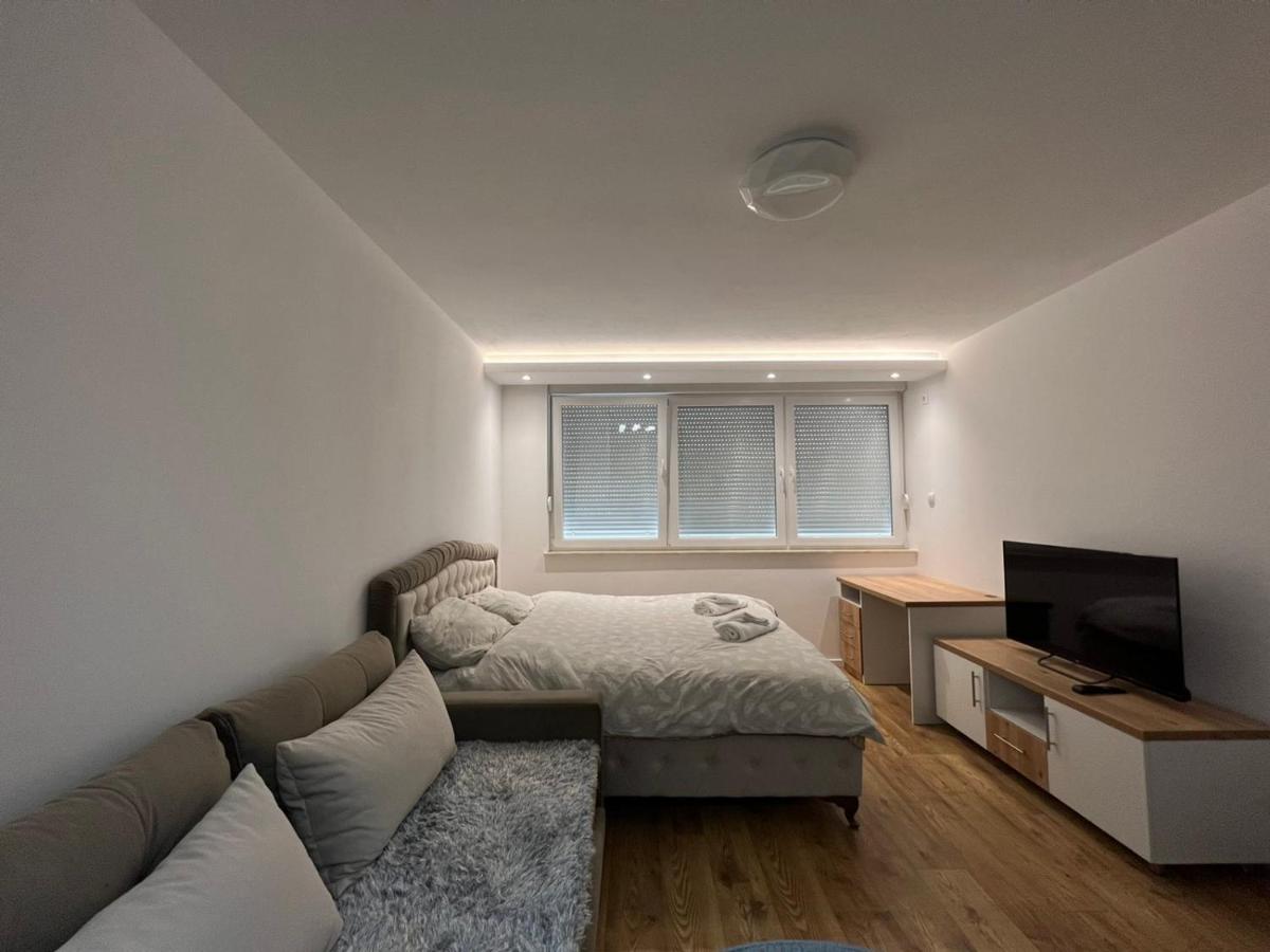 Apartmani Imperial Нови пазар Екстериор снимка